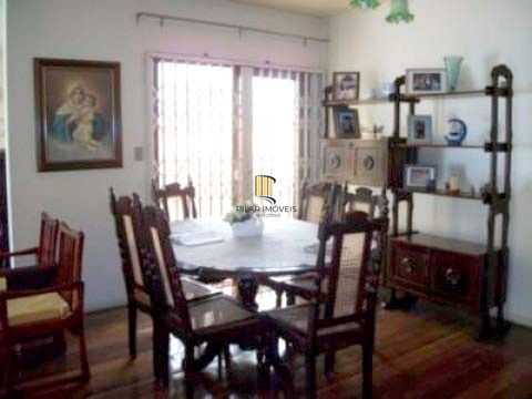 Casa 3 dormitórios no bairro Jardim do Salso