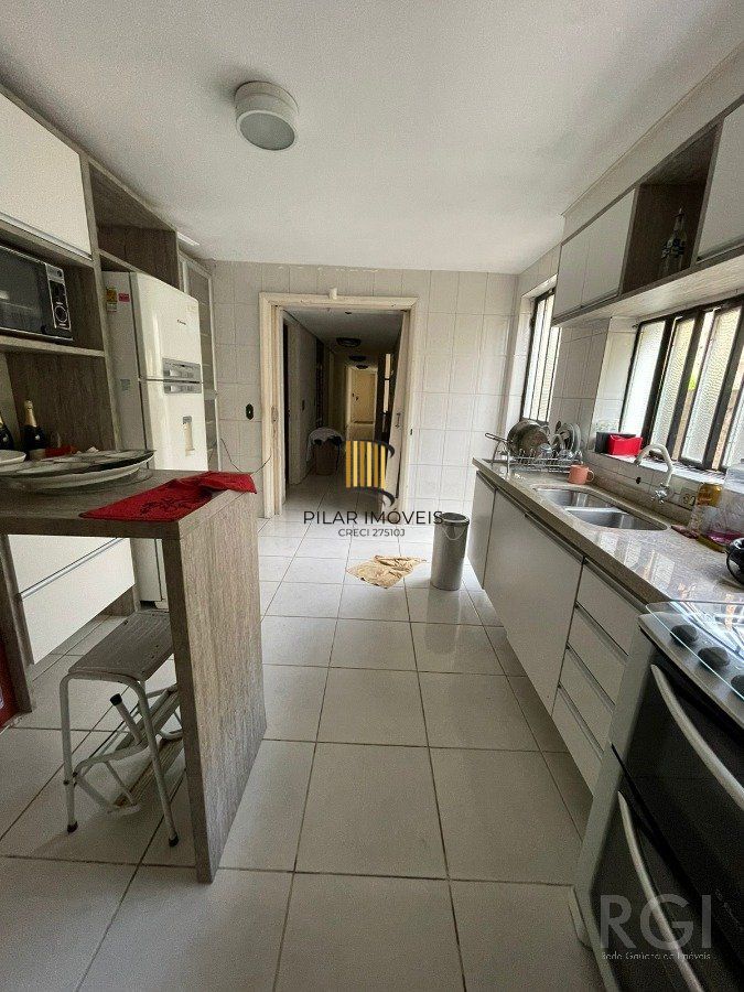Casa 4 Dormitório(s) Bairro Vila Assunção