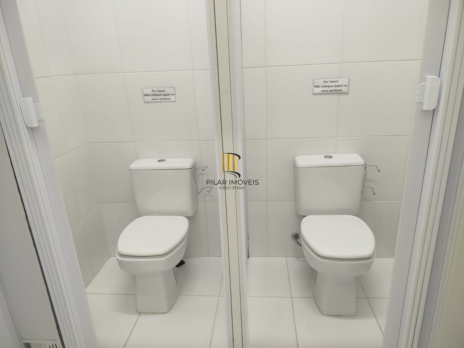 Casa 2 dormitórios no bairro Santa Cecília