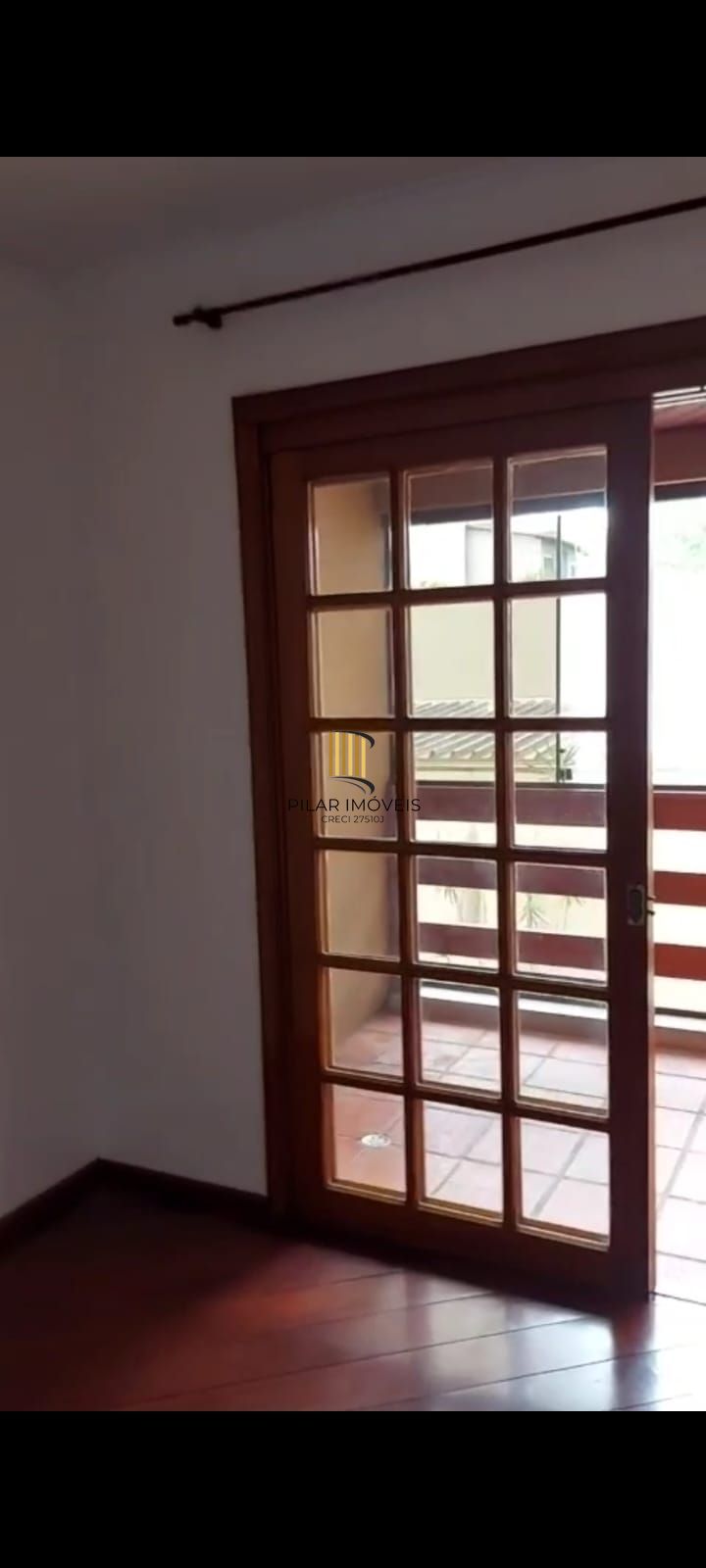 Bom apartamento de 2 dorm com uma vaga