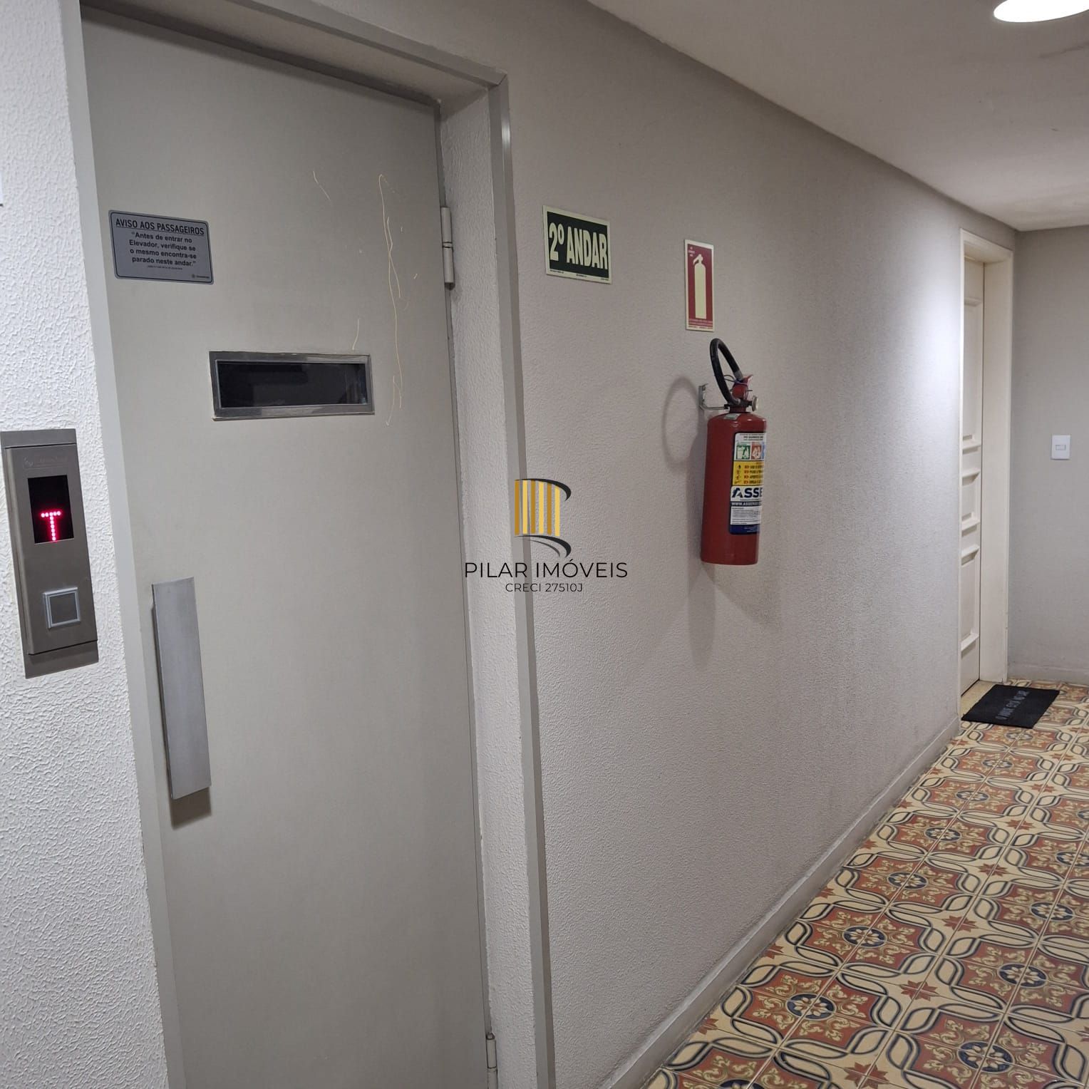 APARTAMENTO 2 DORM À VENDA NO BAIRRO AUXILIADORA, PORTO ALEGRE