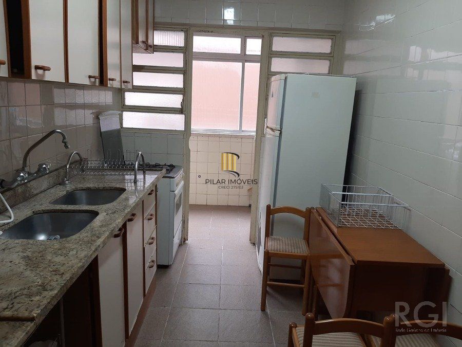 Apartamento para Venda - 103.92m², 3 dormitórios, sendo 1 suites, 1 vaga - Petrópolis
