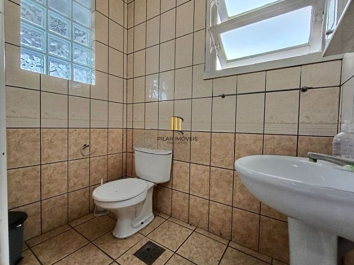 Prédio Comercial 3 dormitórios no bairro Navegantes