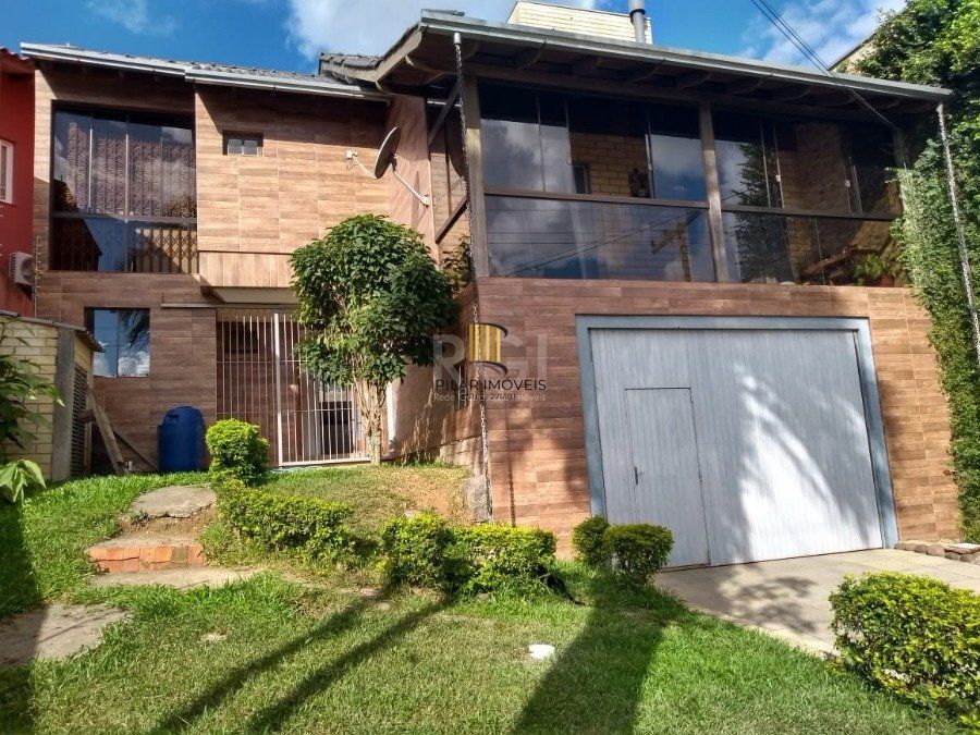 Casa para Venda - 188.54m², 3 dormitórios, sendo 1 suites, 2 vagas - Agronomia - Pilar Imóveis