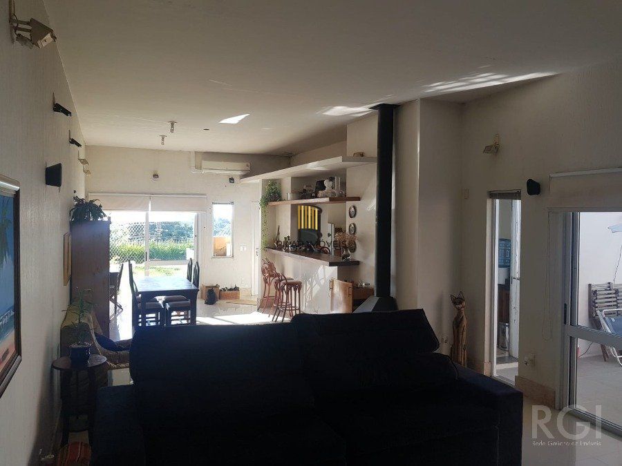 Casa para Venda - 200m², 4 dormitórios, sendo 1 suites, 4 vagas - Santa Tereza