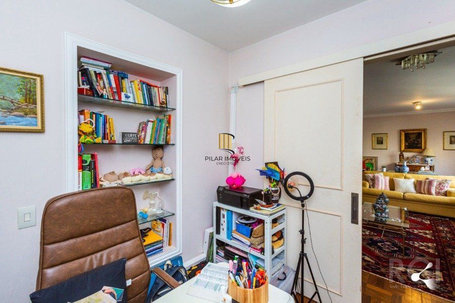 Apartamento para Venda - 144.73m², 3 dormitórios, sendo 1 suites, 2 vagas - Moinhos de Vento