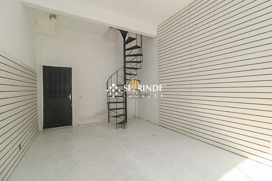  VENDA Loja na Rua Alberto Bins, Próximo a elevada,   com área privativa de 78,92 m².