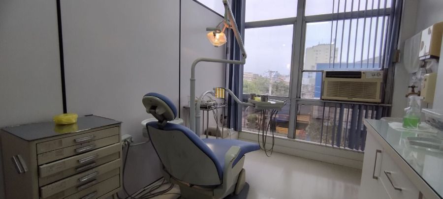 Sala Comercial 1 dormitório no bairro Floresta
