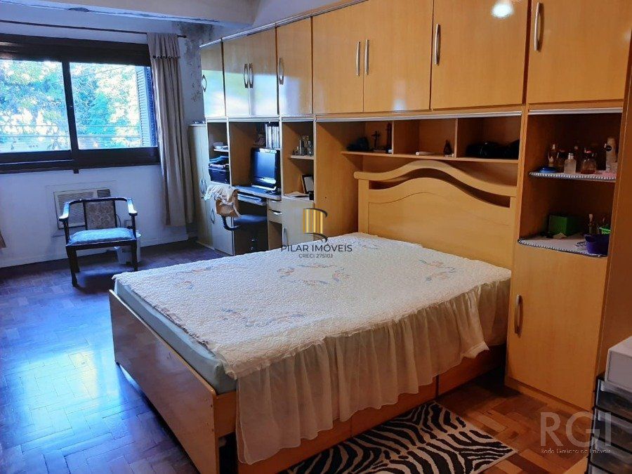 Casa para Venda - 136.6m², 4 dormitórios, 2 vagas - Rio Branco