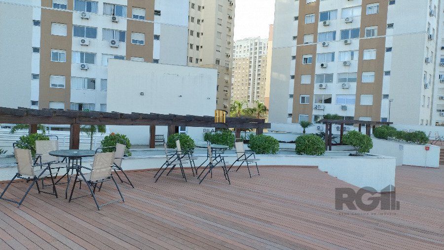 Apartamento 2 dormitórios no bairro Vila Ipiranga