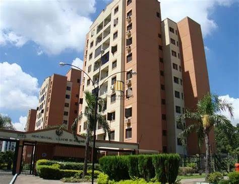 Apartamento 2 dormitórios no bairro Três Figueiras