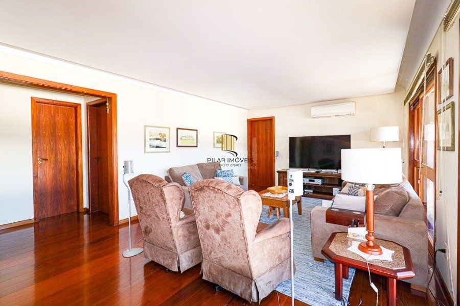 Apartamento para Venda - 172.8m², 3 dormitórios, sendo 1 suites, 1 vaga - Menino Deus