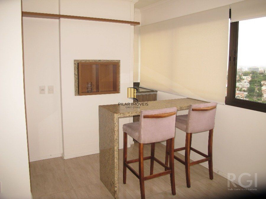 Apartamento de 2 quartos, suite, 2 vagas, vista, à venda Avenida Protásio Alves, Petrópolis - Porto Alegre