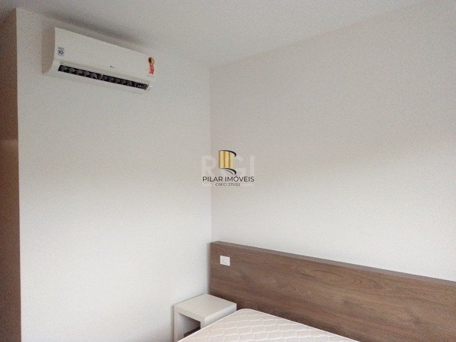 Apartamento para Venda - 25m², 1 dormitório, 1 vaga - Colina