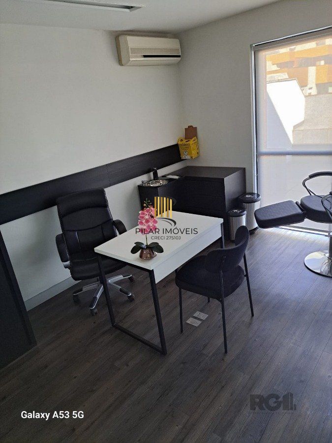 SALA COM 205,21 M2 DUAS VAGAS NA AUXILIADORA 