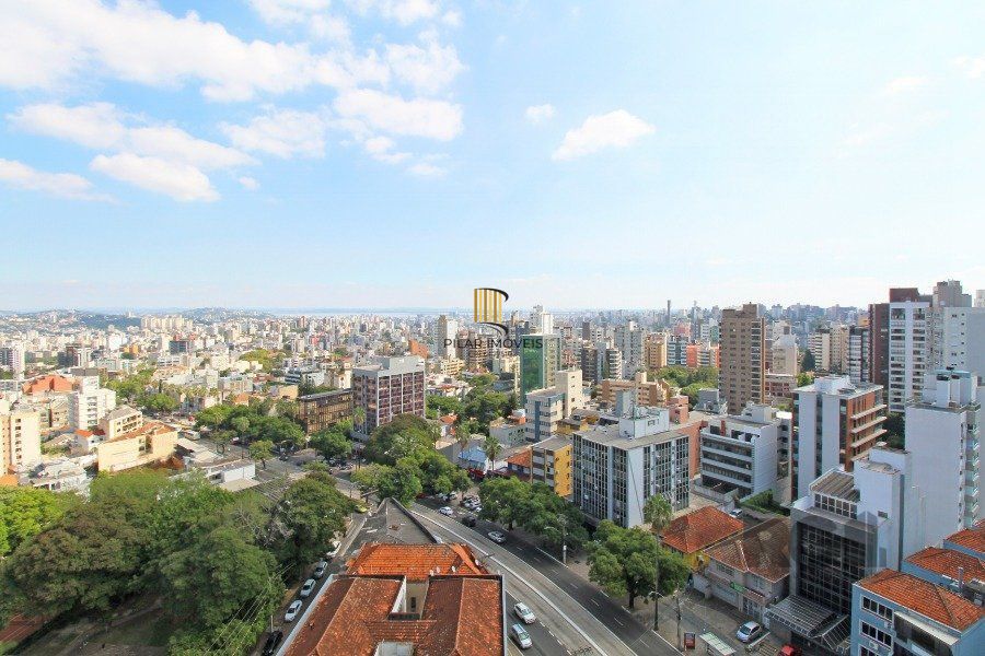 Apartamento para Venda - 29m², 1 quarto, 1 vaga - Petrópolis