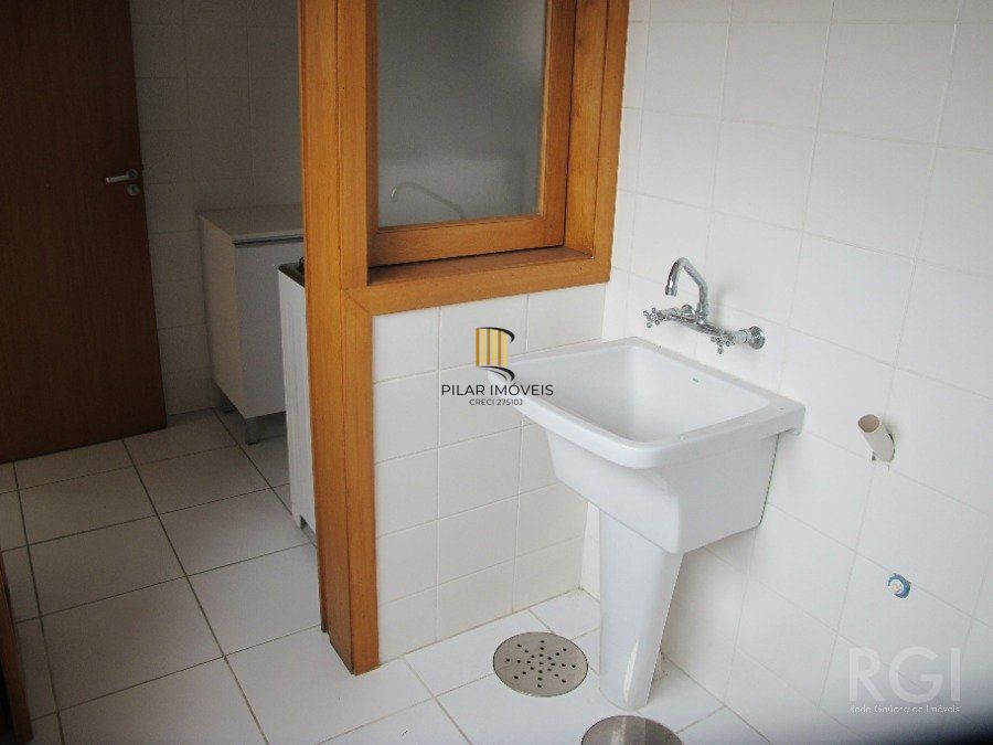 Apartamento de 2 quartos, suite, 2 vagas, vista, à venda Avenida Protásio Alves, Petrópolis - Porto Alegre