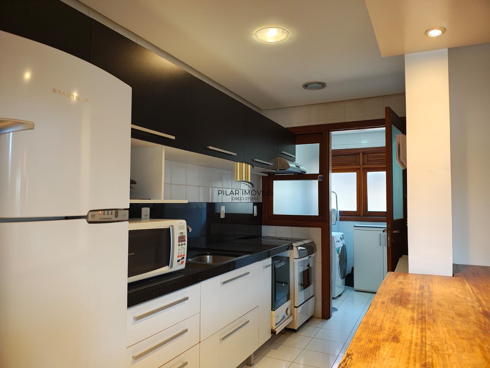 Apartamento Av Guaporé, 2 dormitórios, 2 vagas, churrasqueira