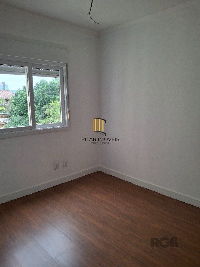 Apartamento 2 dormitórios no bairro Lomba do Pinheiro