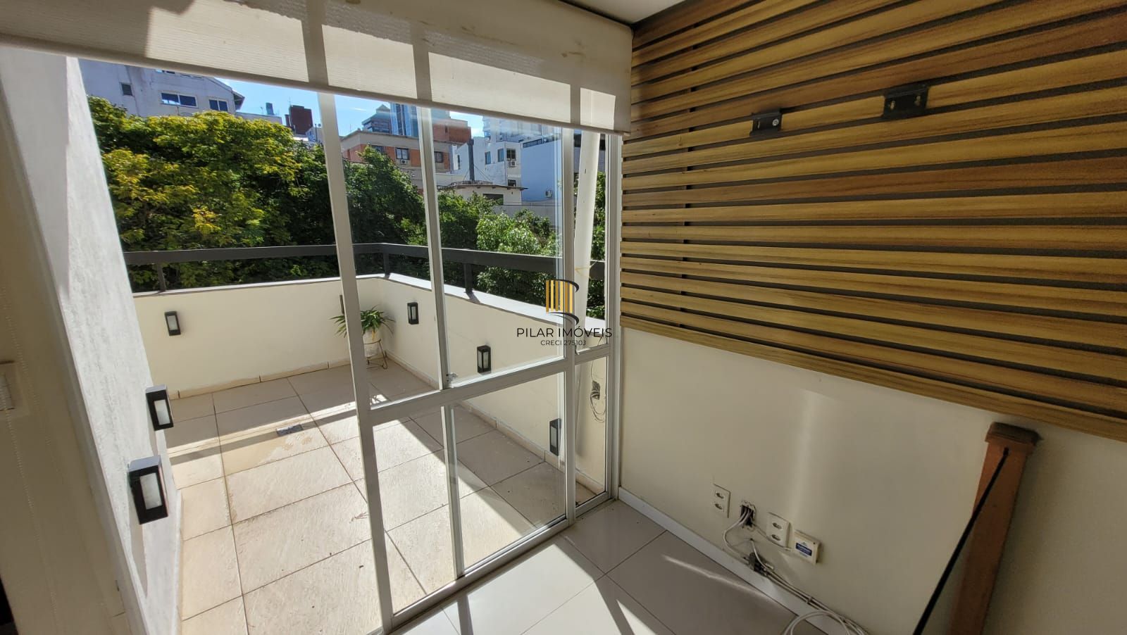 VENDA COBERTURA NO MONT SERRAT 2 DORM com 94m² privativos