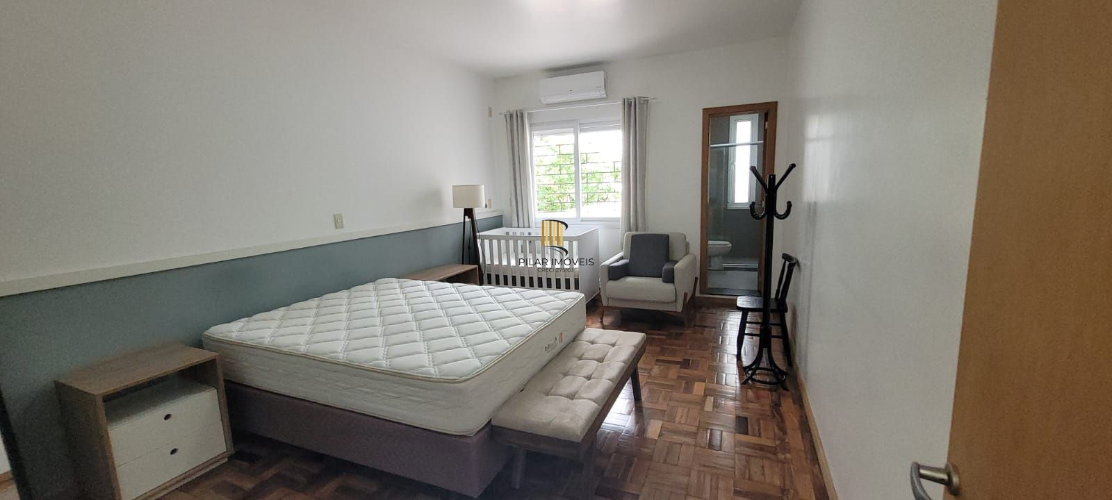 Casa 4 quartos reformada na Rua Andre Poente, residencial com potencial para comercial Próximo Hospital Moinhos de Vento