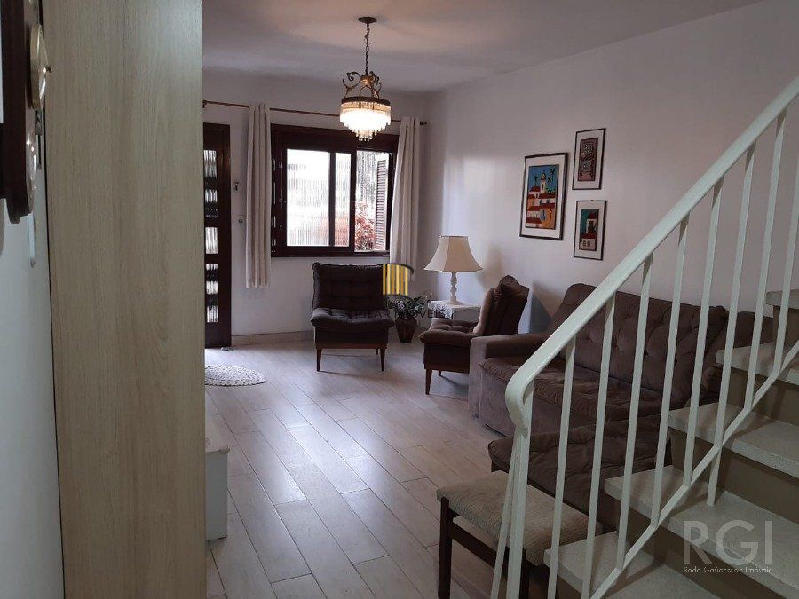 Casa para Venda - 136.6m², 4 dormitórios, 2 vagas - Rio Branco