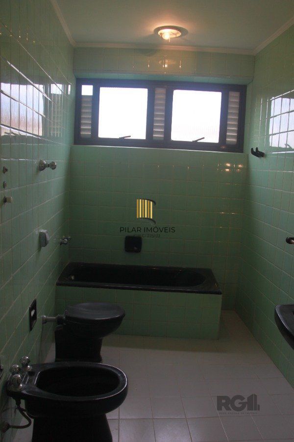 Apartamento no Rio Branco de 4 dormitórios e vaga