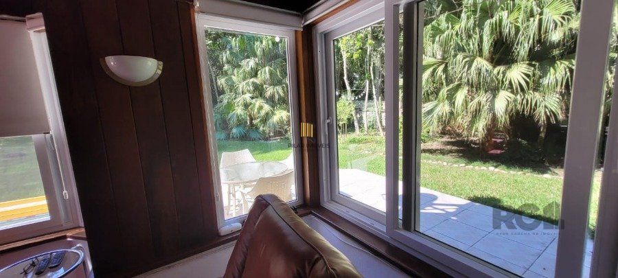Venda Casa maravilhosa em terreno de 8.125m² com acesso ao Rio Guaiba,  na Estrada Retiro da Ponta Grossa - Porto Alegre