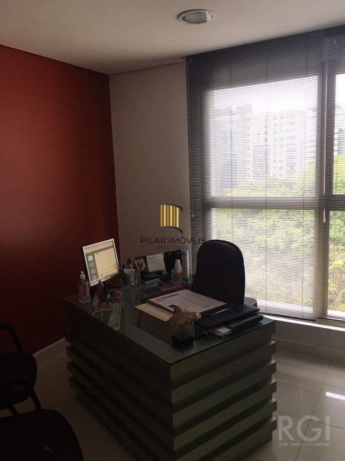 Conjunto/Sala para Venda - 0m², 0 dormitórios, Moinhos de Vento