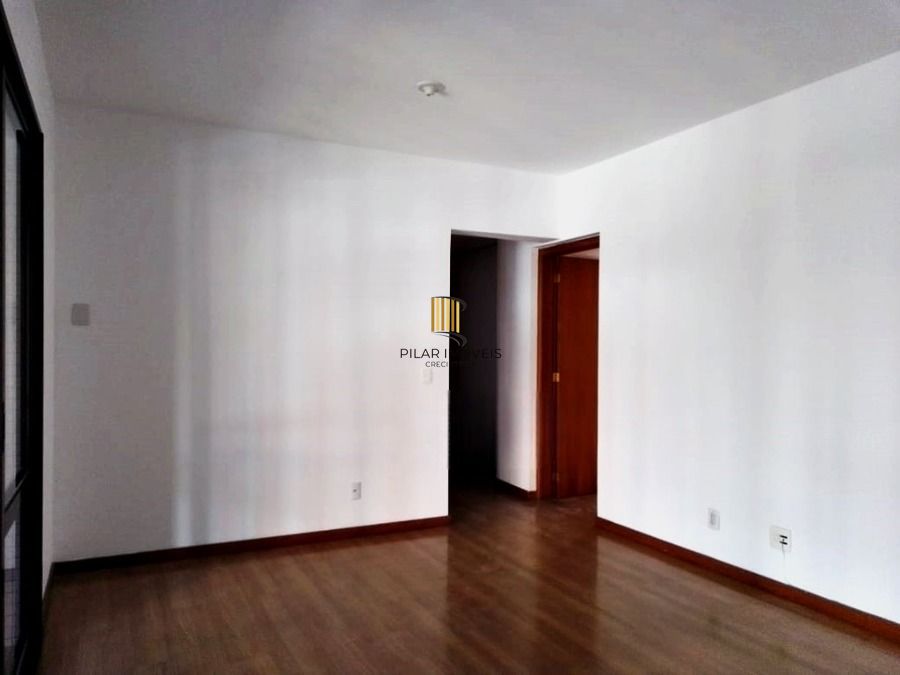 Excelente apartamento de 2 dormitórios, no bairro Moinhos de Vento, com 105 m² de área privativa, 2 suítes