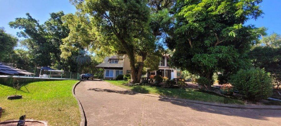 Venda Casa maravilhosa em terreno de 8.125m² com acesso ao Rio Guaiba,  na Estrada Retiro da Ponta Grossa - Porto Alegre