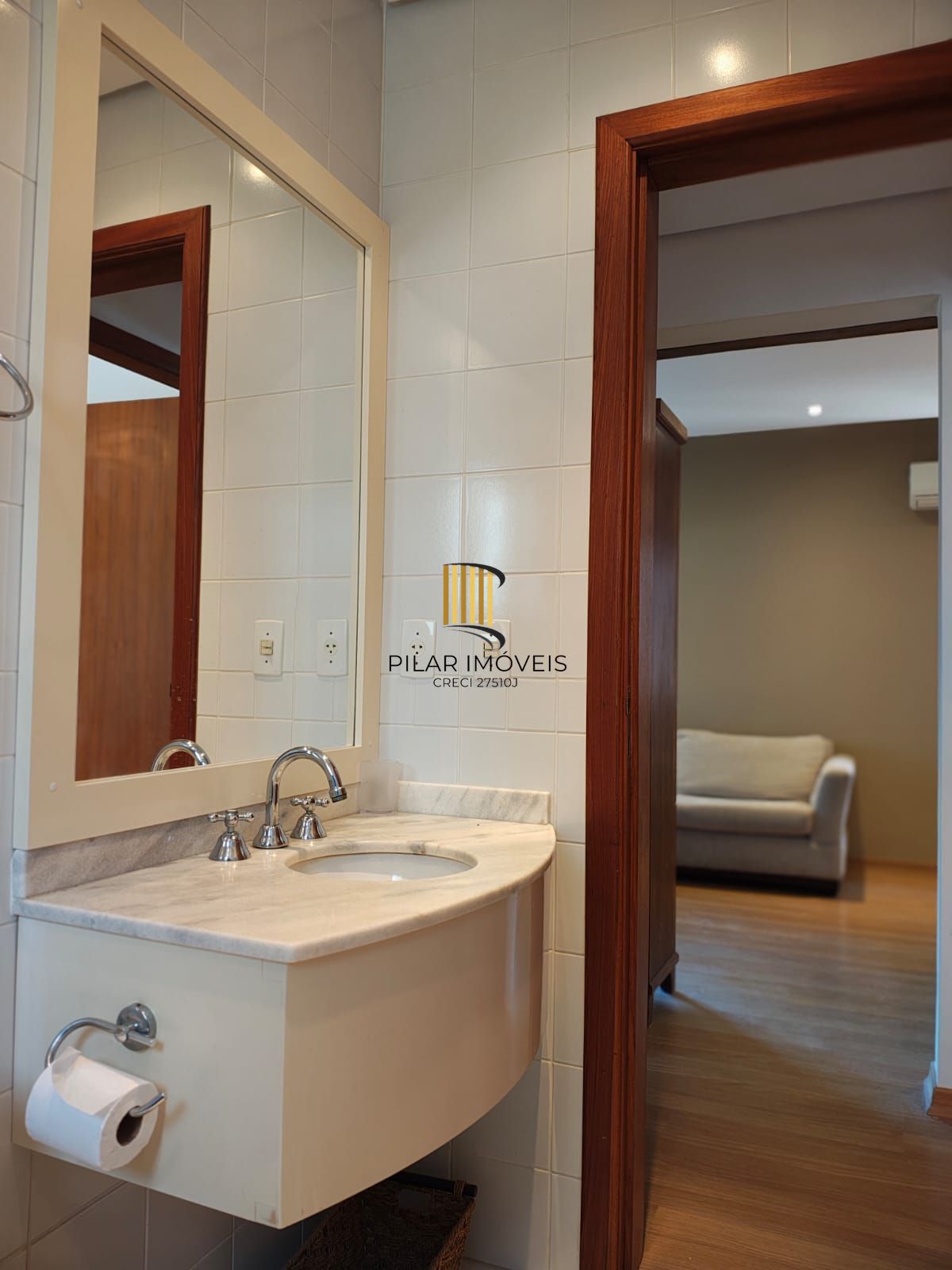 Apartamento Av Guaporé, 2 dormitórios, 2 vagas, churrasqueira