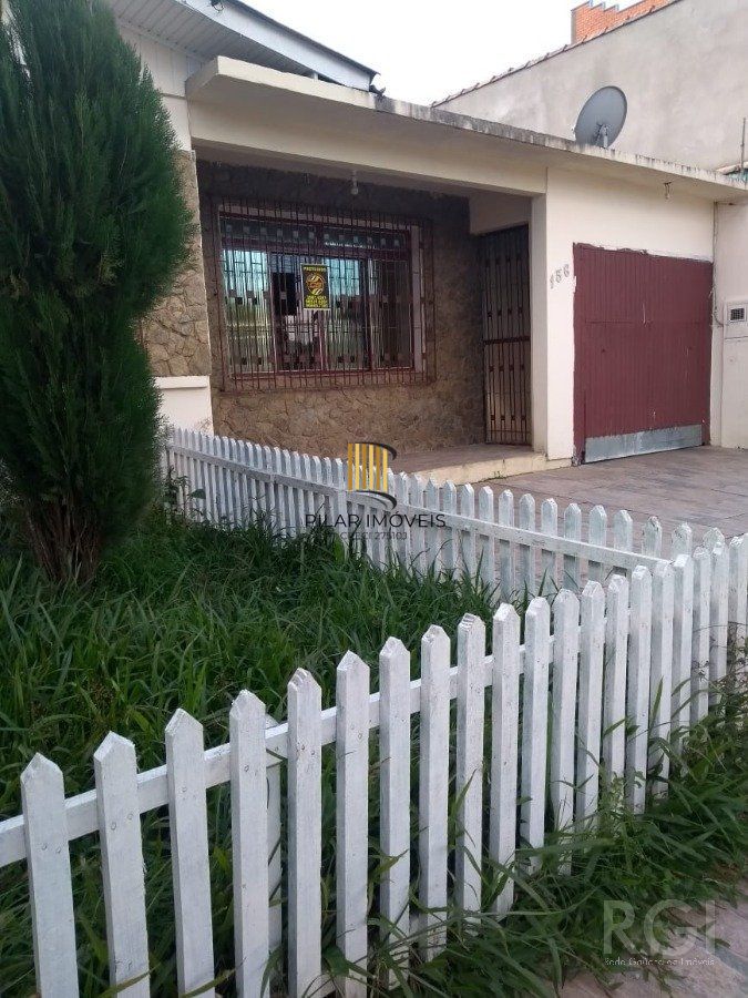 Casa para Venda - 140m², 3 dormitórios, 4 vagas - Santa Isabel