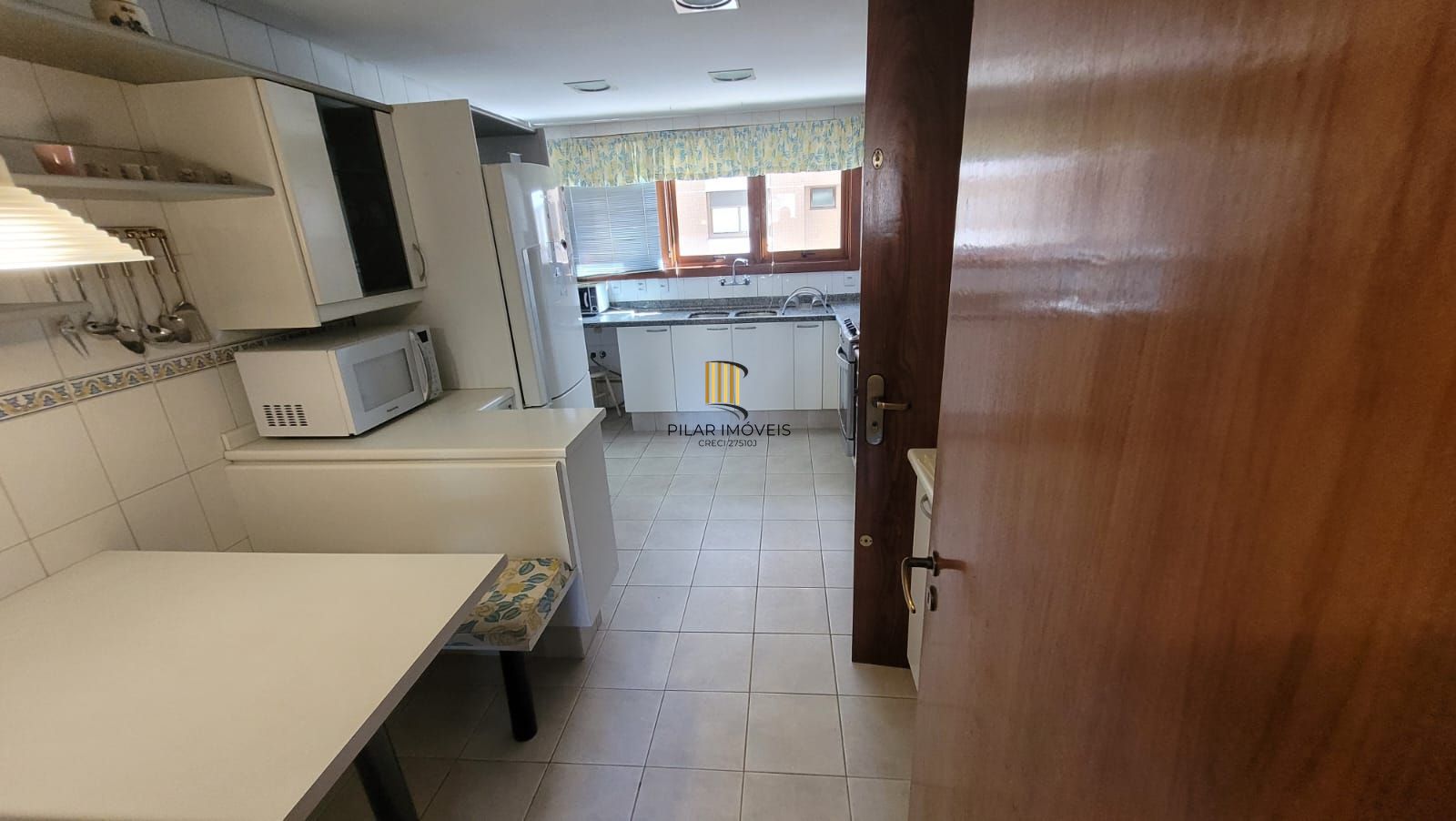 Venda Apartamento 3 quartos Gabinete Suite sacada Churrasqueira 250,03 m² privativos Bela Vista