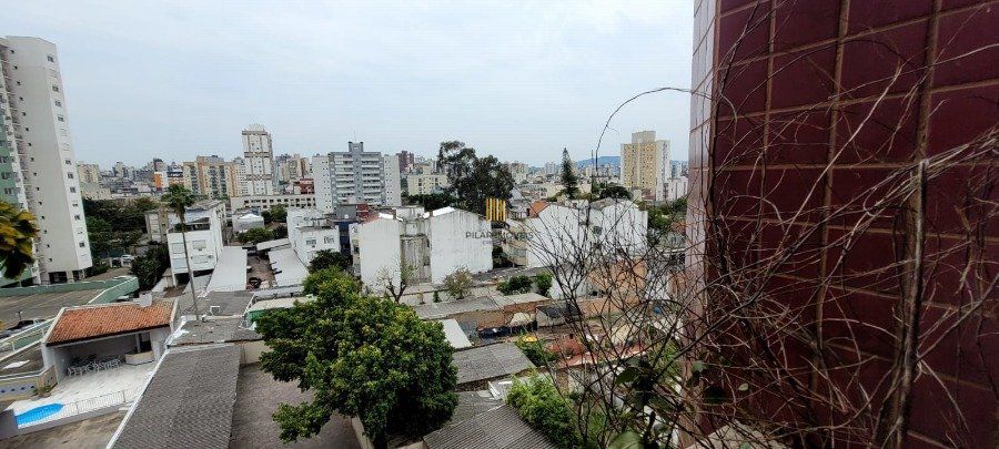 Apartamento a venda 2 dormitórios com churrasqueira, 1 suite, elevador e garagem,  bairro Santana, Porto Alegre RS