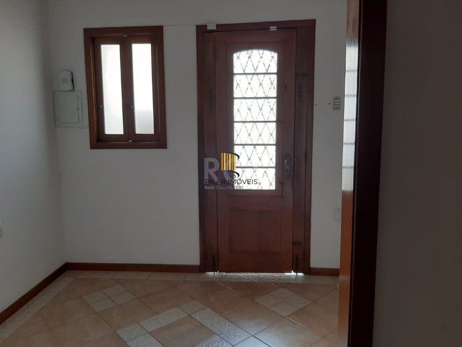 Casa para Venda - 150m², 3 dormitórios, sendo 1 suites, 4 vagas - Floresta