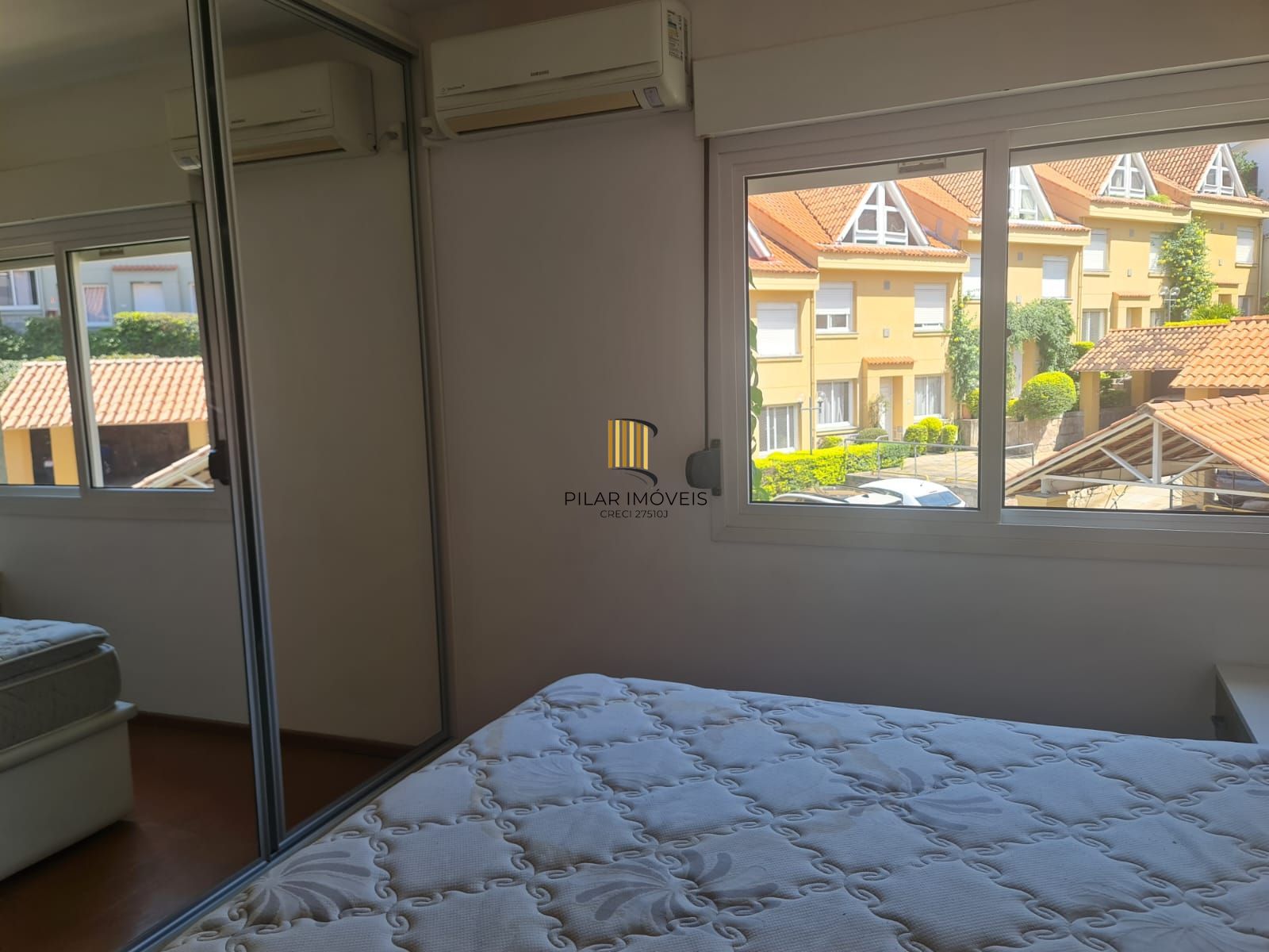 Casa em condominio no bairro Cristal