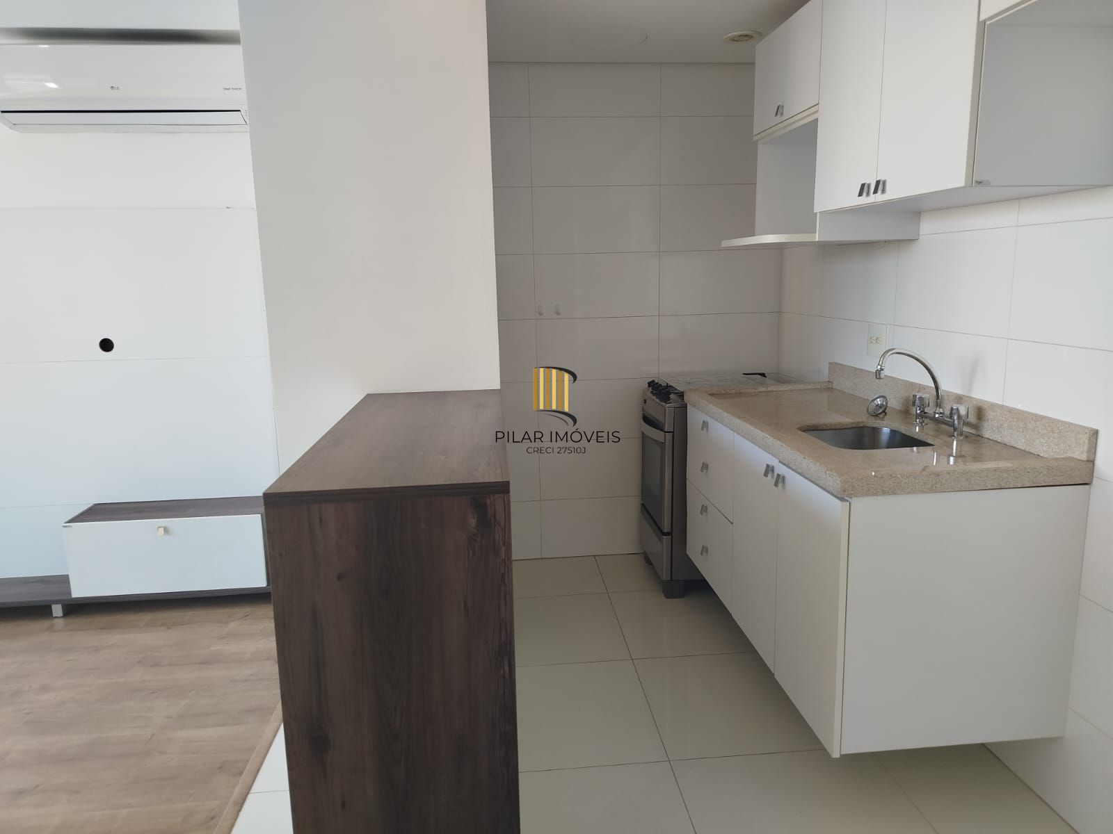 BLACK FRIDAY - Ótimo apartamento de 1 dormitório perto do Parcão, com elevador e vaga coberta. Prédio com academia, lavanderia e salão de festas.