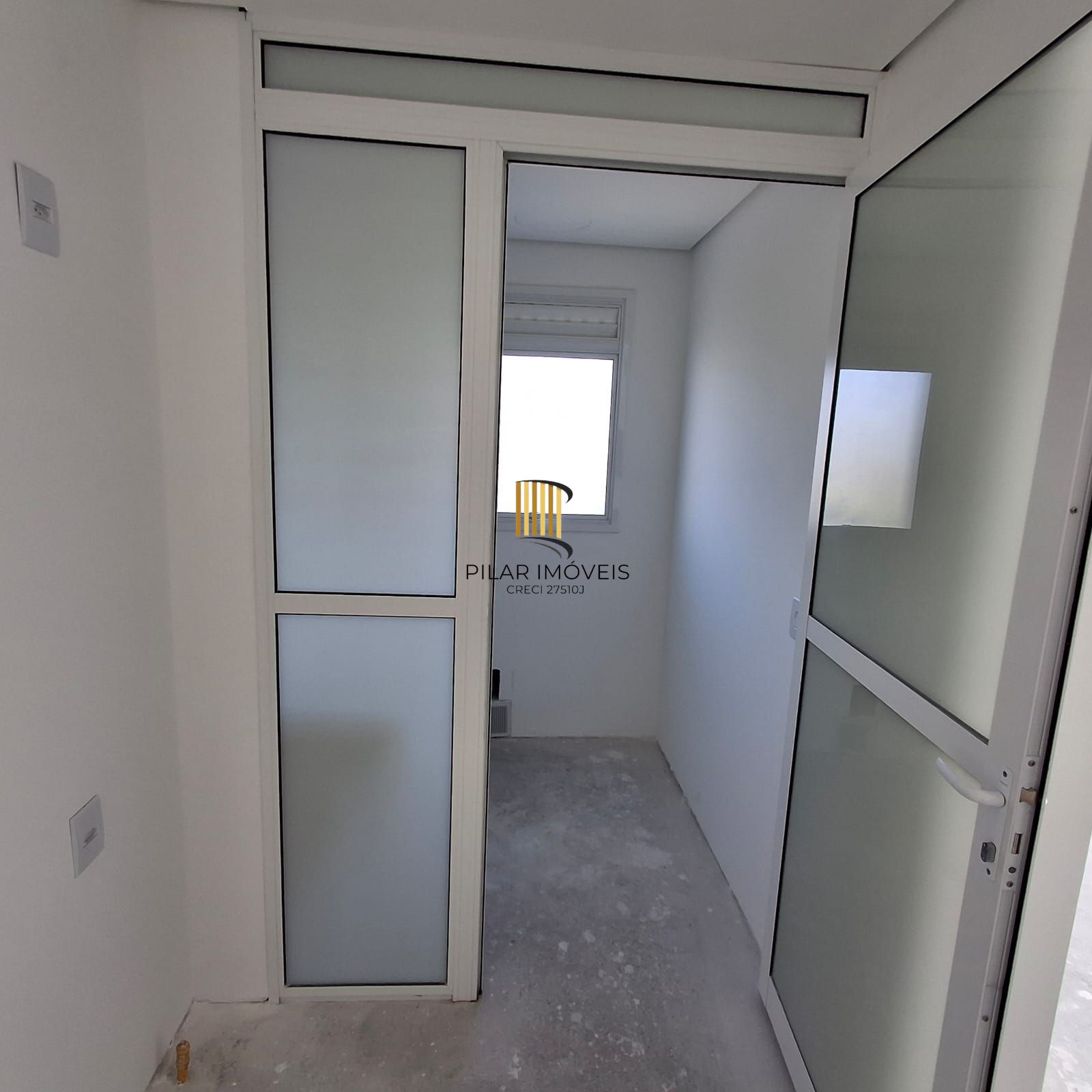 Apartamento para Venda - 69.96m², 2 dormitórios, sendo 2 suites, 1 vaga - Moinhos de Vento