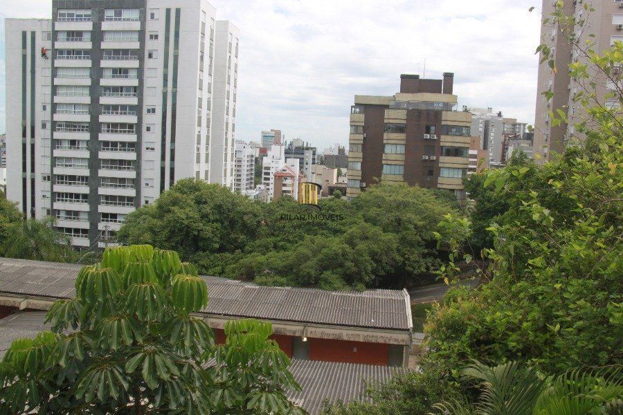 Apartamento no Rio Branco de 4 dormitórios e vaga