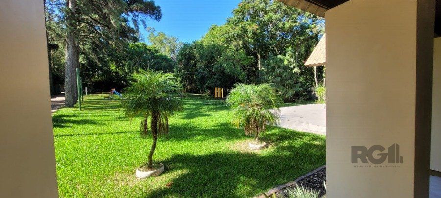 Venda Casa maravilhosa em terreno de 8.125m² com acesso ao Rio Guaiba,  na Estrada Retiro da Ponta Grossa - Porto Alegre