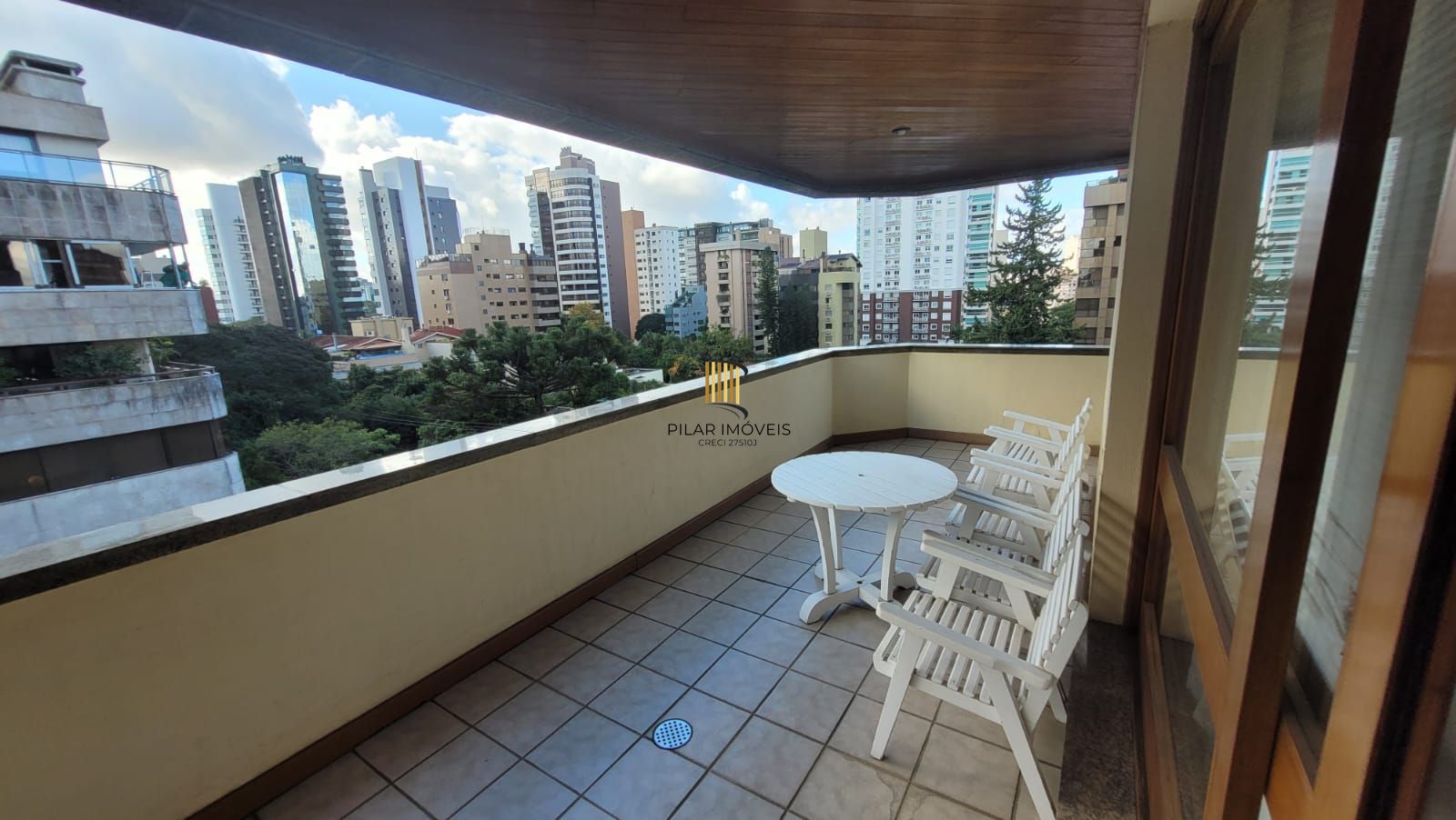 Venda Apartamento 3 quartos Gabinete Suite sacada Churrasqueira 250,03 m² privativos Bela Vista