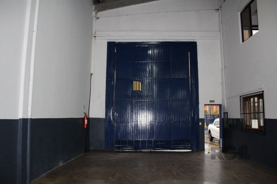 Pavilhão 1 dormitório no bairro Humaitá