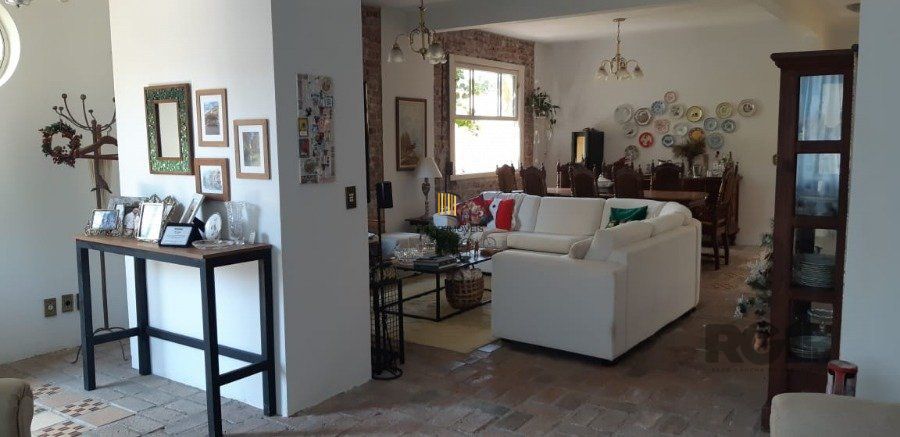 Casa para venda na Avenida Patria, São Geraldo, para fins residenciais ou comerciais, com aproximadamente 300 m²,