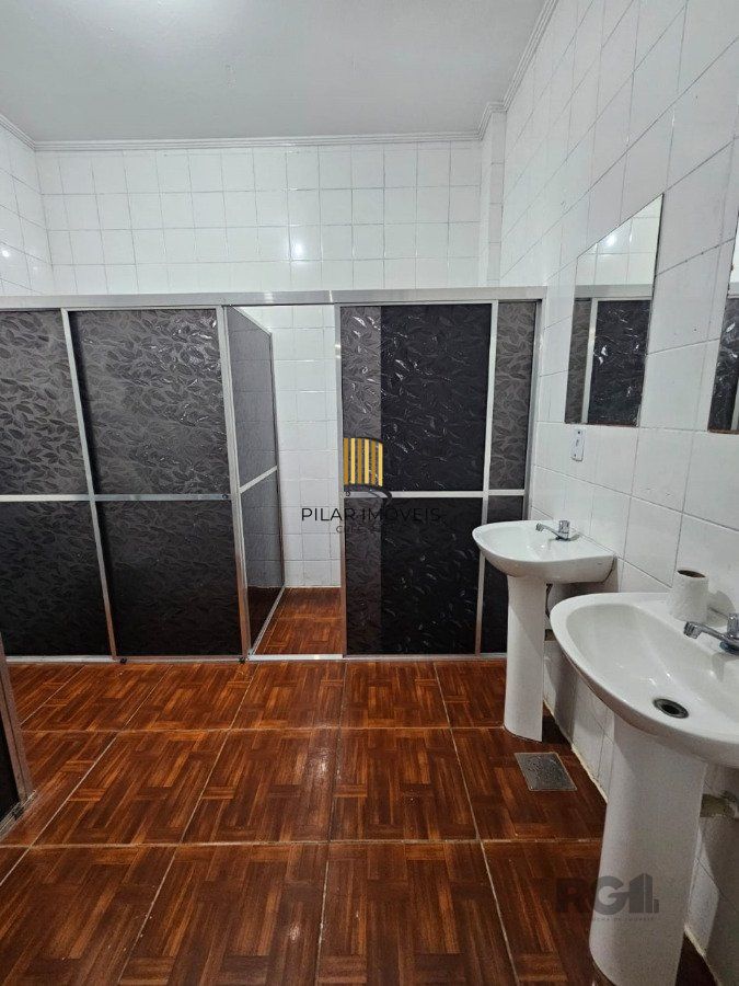 Pavilhão 1 dormitório no bairro Humaitá