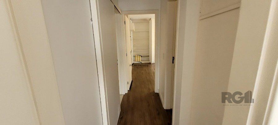 Apartamento a venda 2 dormitórios com churrasqueira, 1 suite, elevador e garagem,  bairro Santana, Porto Alegre RS