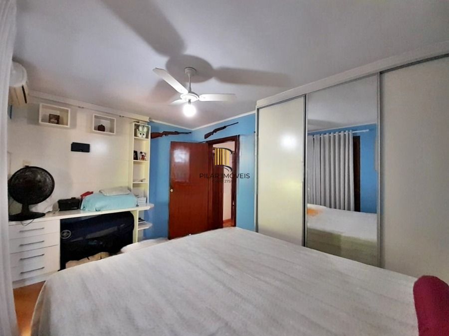 Casa 5 dormitórios no bairro Vila Nova