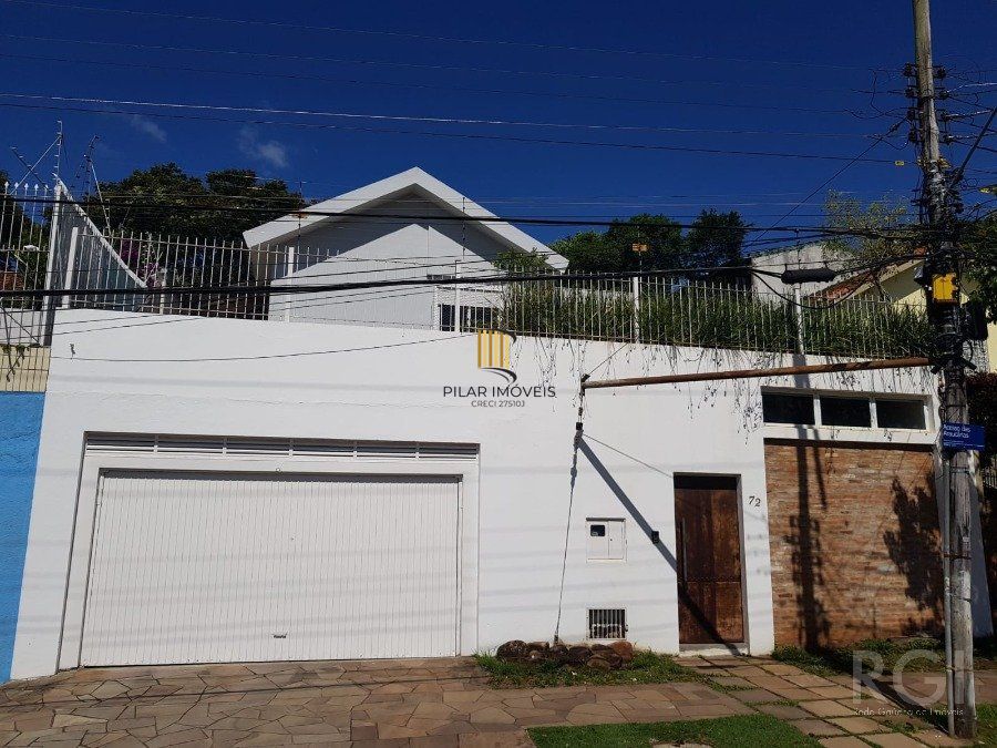 Casa para Venda - 200m², 4 dormitórios, sendo 1 suites, 4 vagas - Santa Tereza
