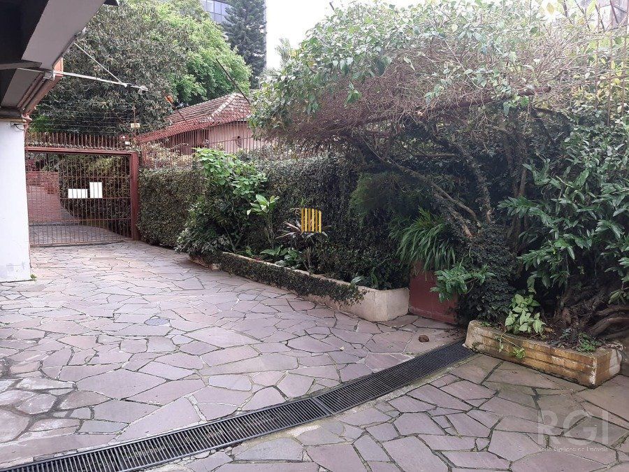Apartamento para Venda - 103.92m², 3 dormitórios, sendo 1 suites, 1 vaga - Petrópolis