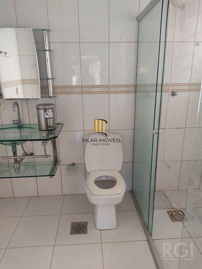 Casa para Venda - 140m², 3 dormitórios, 4 vagas - Santa Isabel